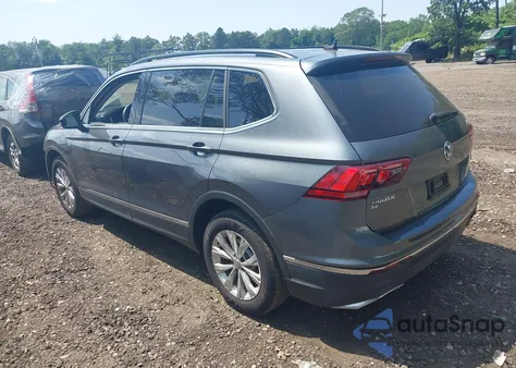 2018 Volkswagen Tiguan 2.0T Se/2.0T Sel z USA, uszkodzony, nr VIN 3VV2B7AX8JM068960